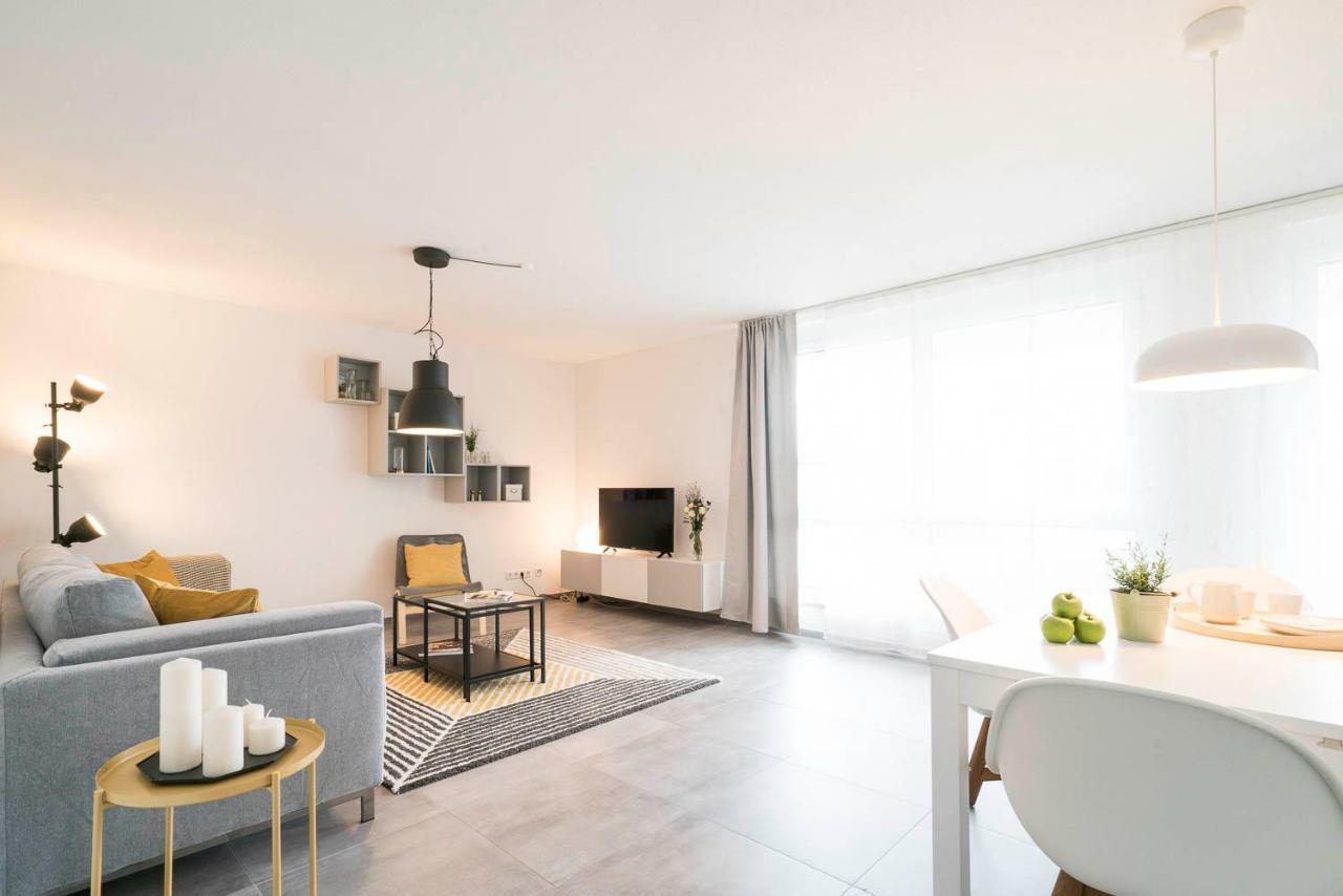 Apartwehr Business&Ferien Apartment Gelb ภายนอก รูปภาพ