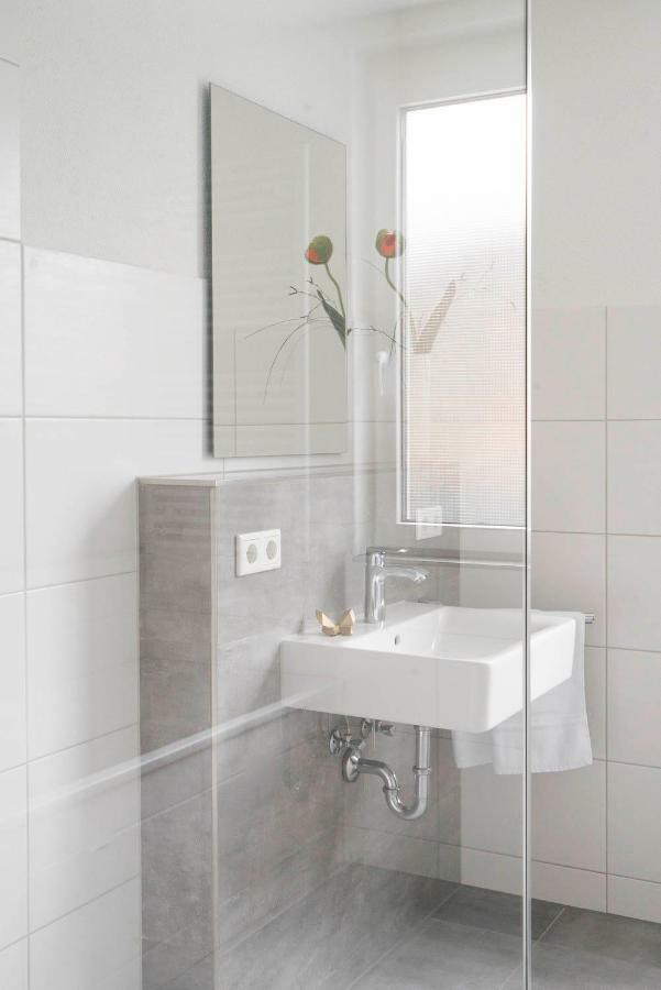 Apartwehr Business&Ferien Apartment Gelb ภายนอก รูปภาพ